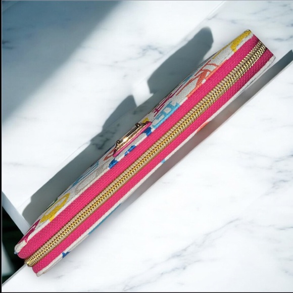 Dooney & Bourke Multicolor Long Zip Wallet🩷💚💙💛🩵 - Picture 6 of 7